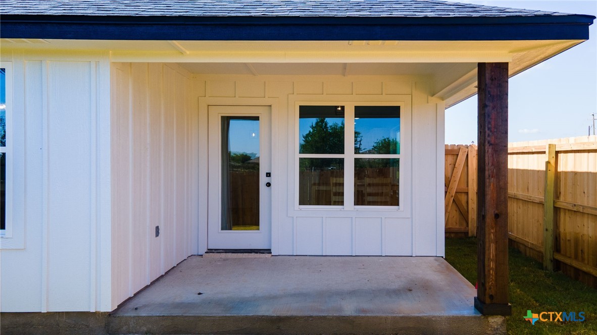 2115 Blackhawk Loop Belton, TX 76513 - Photo 23 of 26 a view of entrance gate of a house