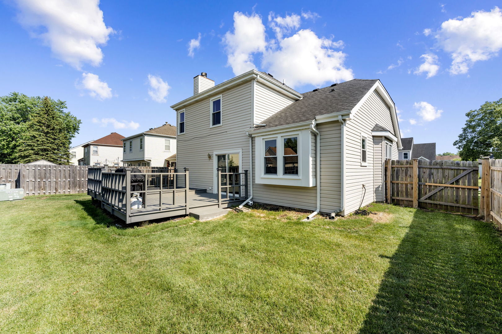 24 Fillmore Lane Streamwood, IL 60107 - Photo 28 of 35 a view of a house with yard and porch