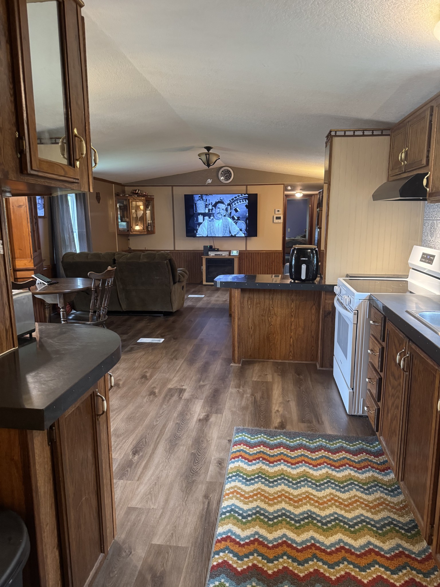 79 Sharps Lane Beechgrove, TN 37018 - Photo 10 of 29 a living room with furniture and a flat screen tv