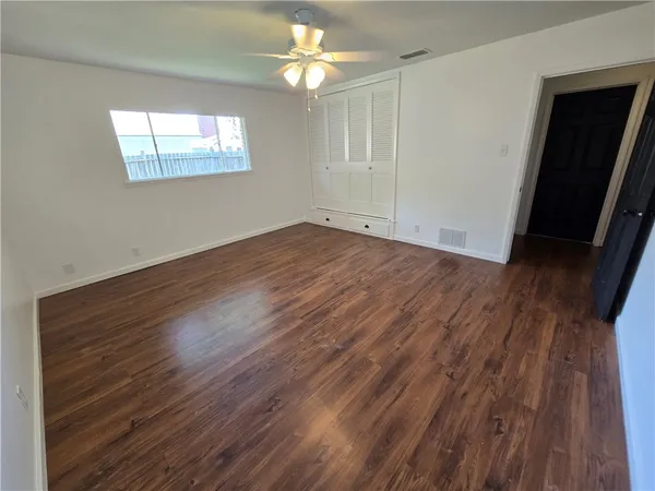 $2,400 | 441 Montclair Drive, Corpus Christi, TX 78412