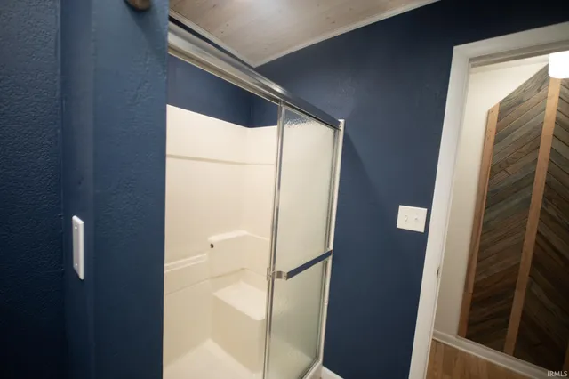 $2,195 | 2108 South Smith Road, Bloomington, IN 47401