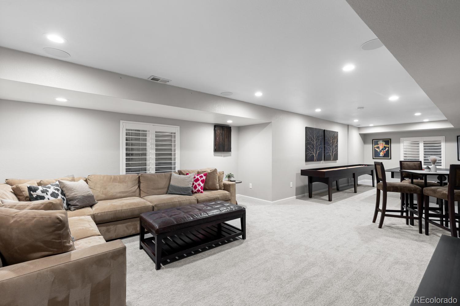 592 Meadowleaf Lane Highlands Ranch, CO 80126 - Photo 33 of 47 Gallery Image 33