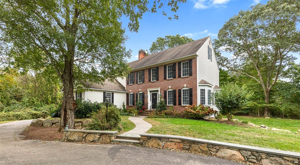 523 S Road South Kingstown, RI 02879 - Photo 1 of 39