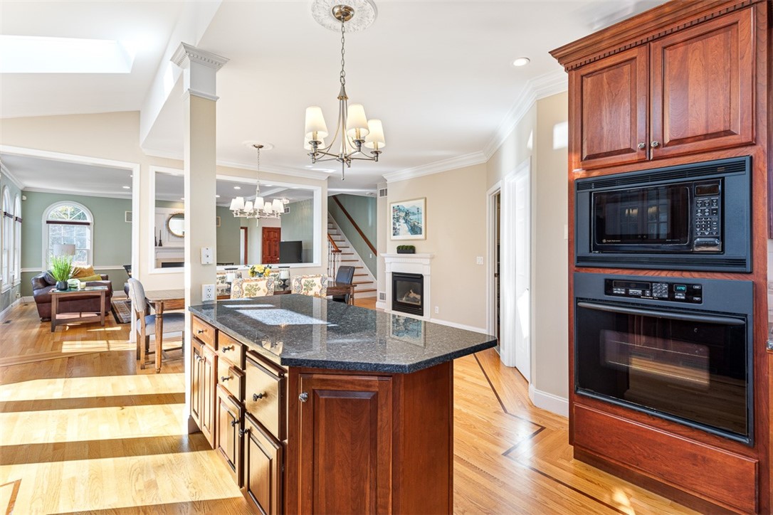 523 S Road South Kingstown, RI 02879 - Photo 12 of 39 Kitchen