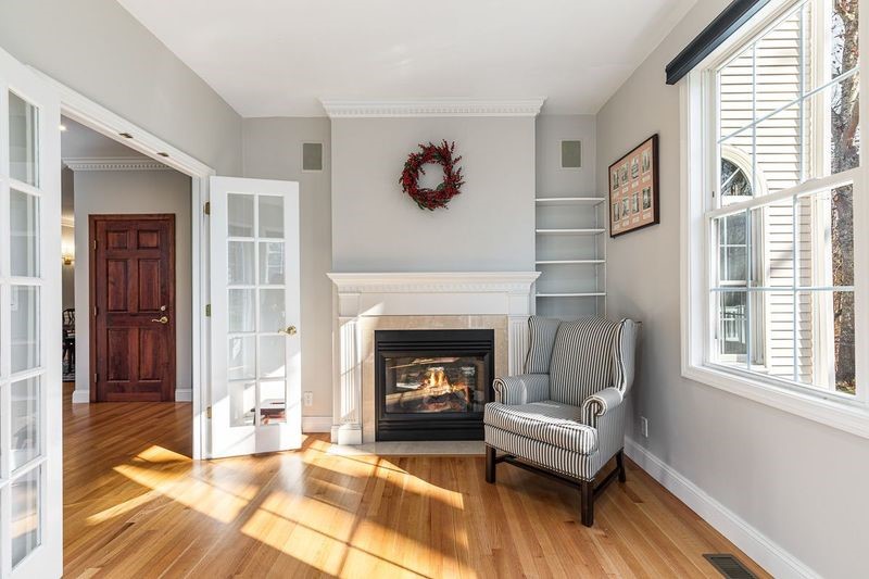 523 S Road South Kingstown, RI 02879 - Photo 6 of 39 Study w/gas fireplace