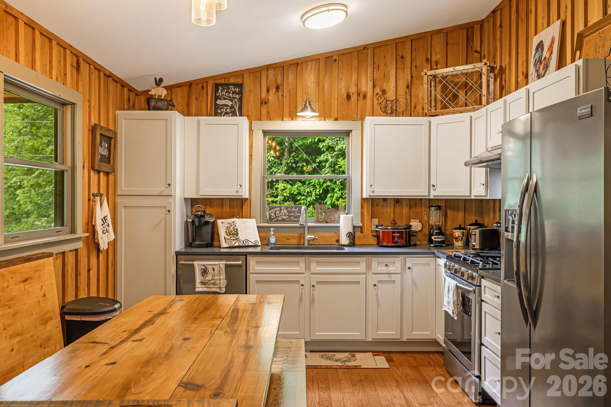 3245 Puncheon Fork Road Mars Hill, NC 28754 - Photo 15 of 48