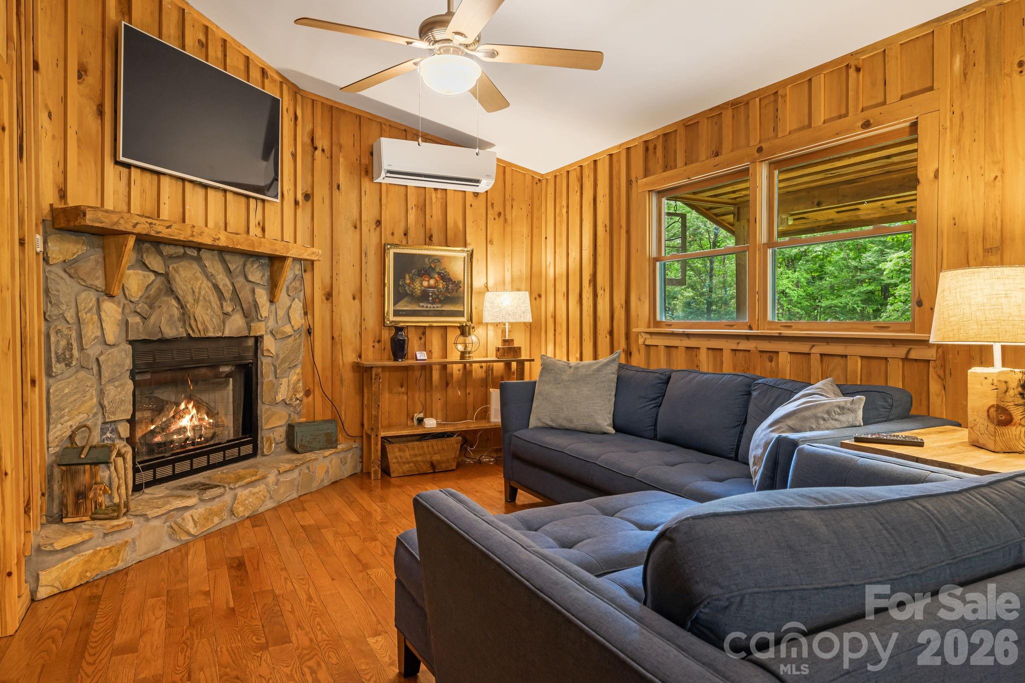 3245 Puncheon Fork Road Mars Hill, NC 28754 - Photo 10 of 48