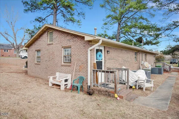 $295,000 | 1203 West 10th Street, Roanoke Rapids, NC 27870