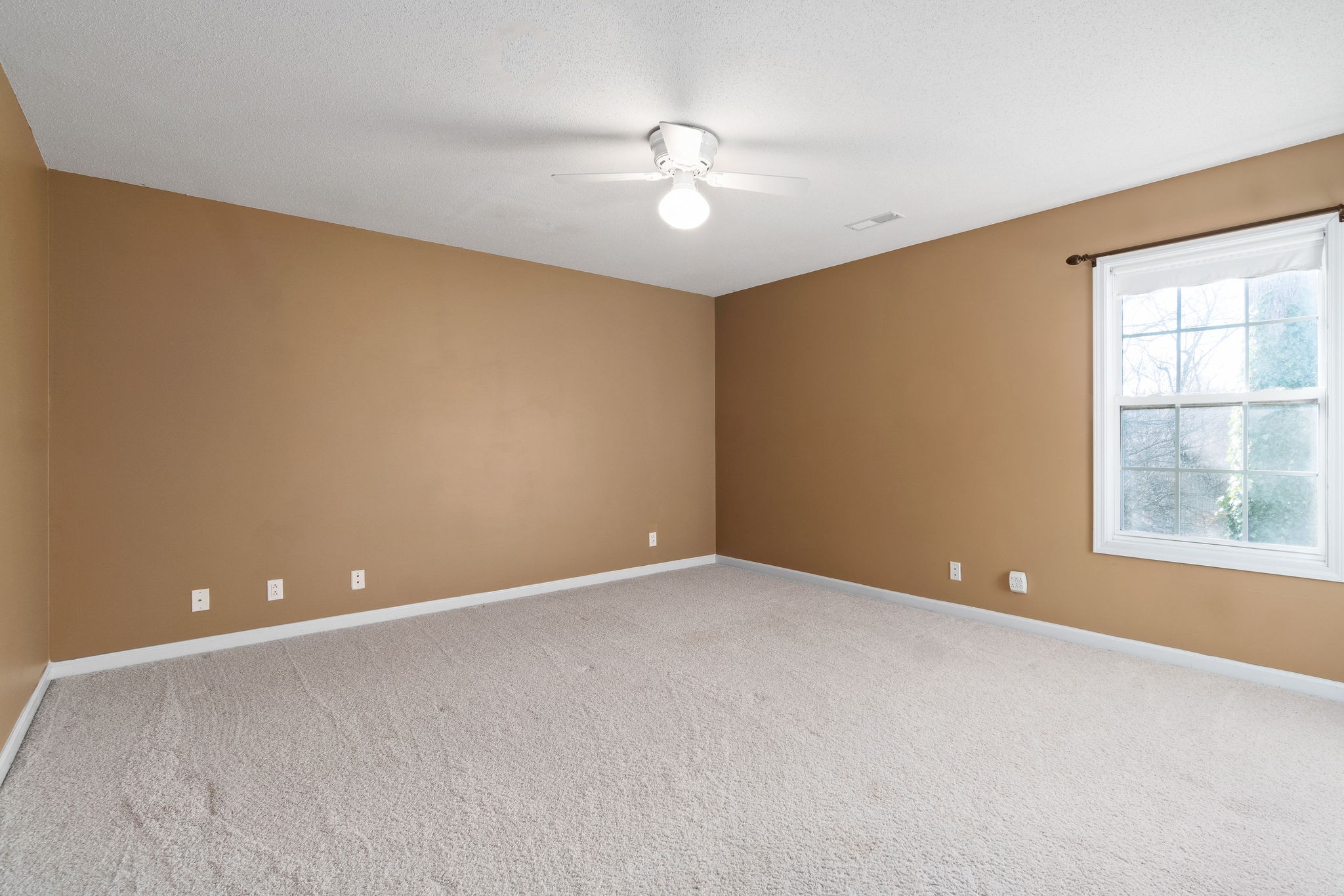 2396 Pleasant View Road Pleasant View, TN 37146 - Photo 33 of 40 Gallery Image 33