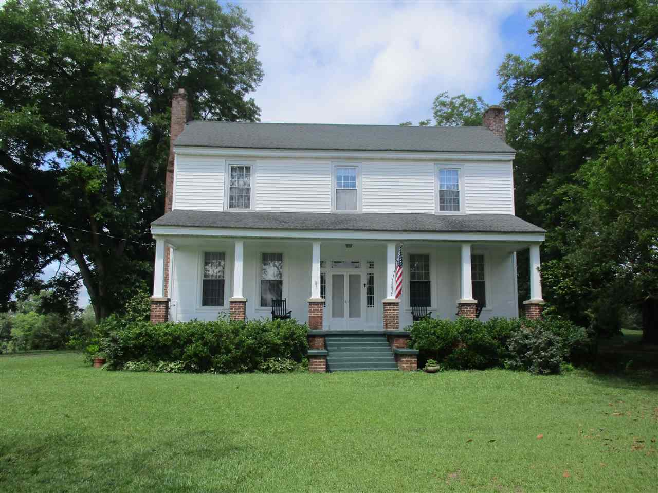 637 Hawkins Road Union, SC 29379 - Photo 2 of 25