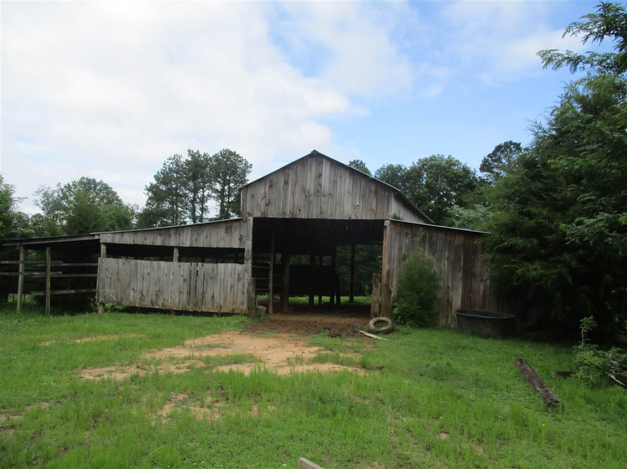637 Hawkins Road Union, SC 29379 - Photo 22 of 25