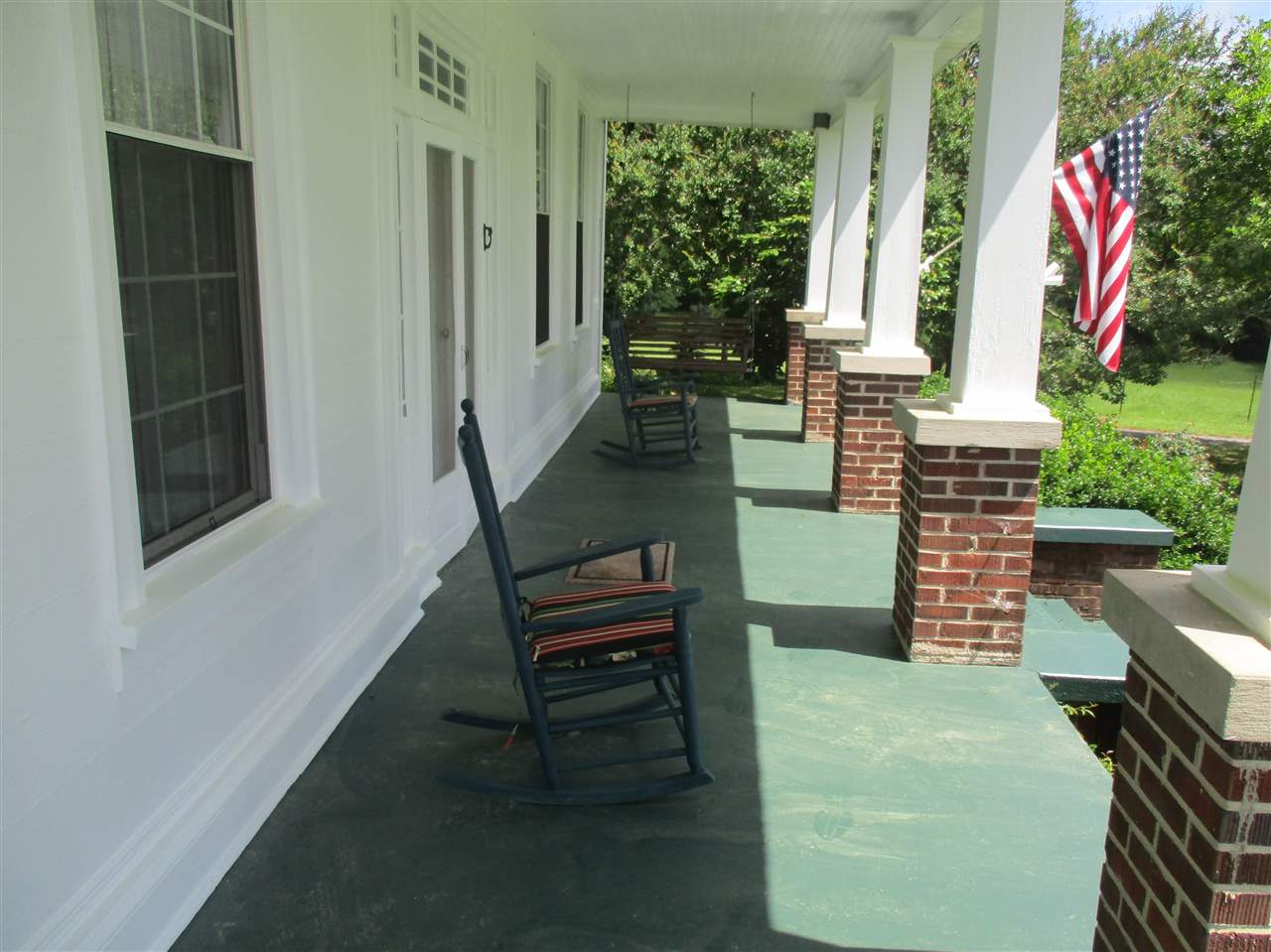 637 Hawkins Road Union, SC 29379 - Photo 3 of 25