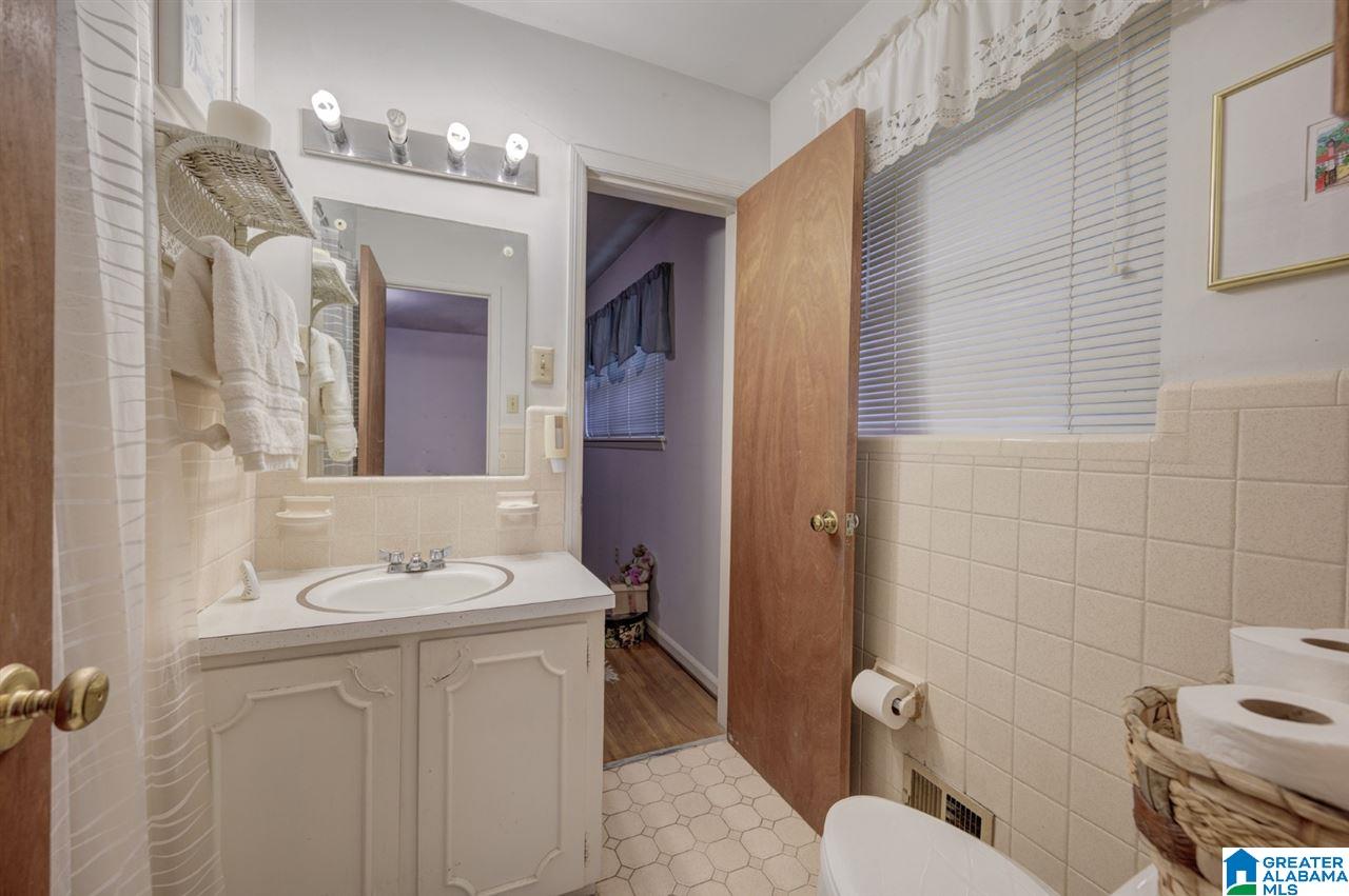 840 Hillcrest Road Birmingham, AL 35235 - Photo 17 of 24