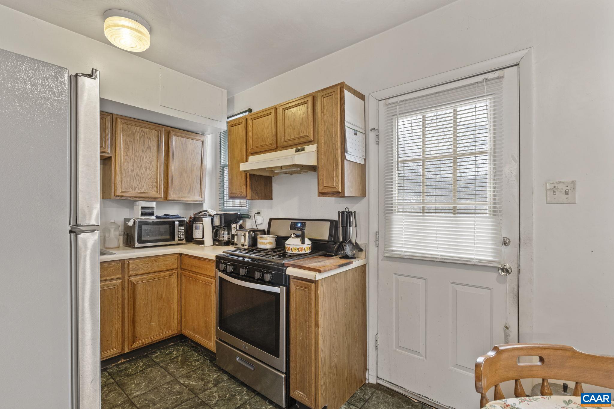 802 Concord Avenue Charlottesville, VA 22903 - Photo 12 of 30