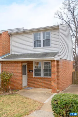 a view of a house with a outdoor space