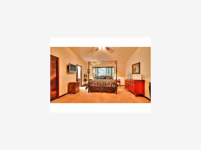 145 Thin Edge Road Santa Cruz, CA 95065 - Photo 6 of 9 Gallery Image 6