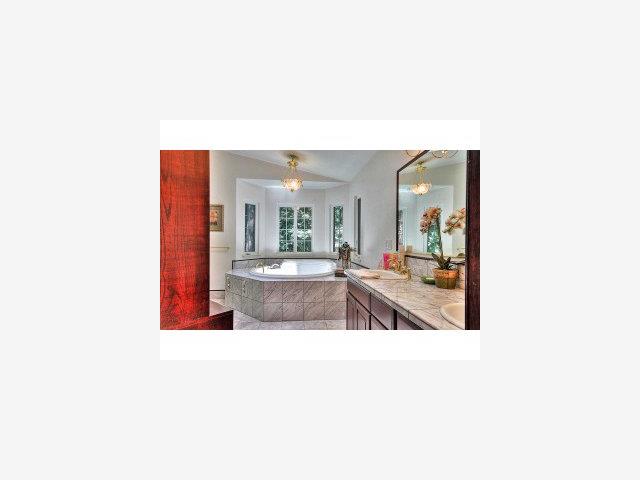 145 Thin Edge Road Santa Cruz, CA 95065 - Photo 7 of 9 Gallery Image 7