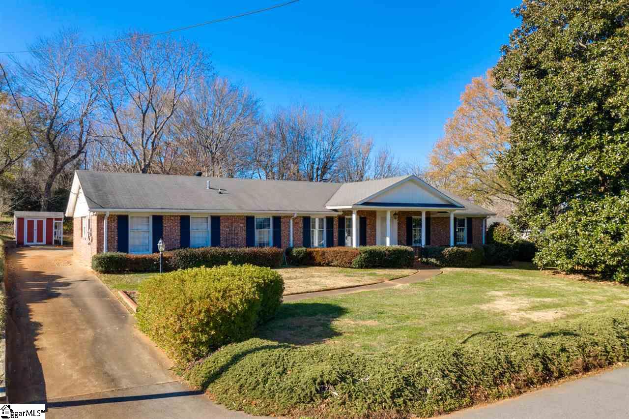 605 Butler Springs Road Greenville, SC 29615 - Photo 2 of 33 Gallery Image 2