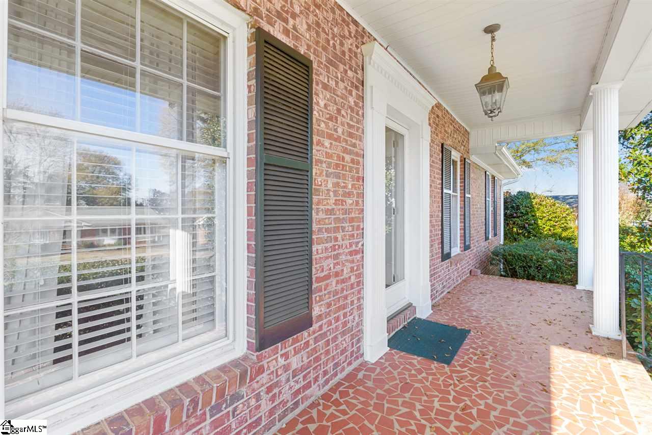 605 Butler Springs Road Greenville, SC 29615 - Photo 4 of 33 Gallery Image 4