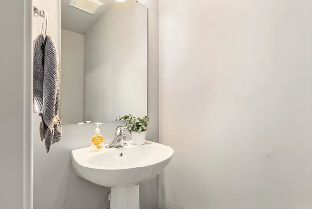 $394,900 | 10881 Constant Drive, Allendale, MI 49401