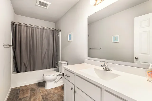 $394,900 | 10881 Constant Drive, Allendale, MI 49401