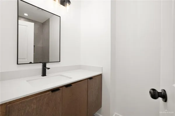 $1,350 | 2813 Links Drive, Unit 3, Edinburg, TX 78542