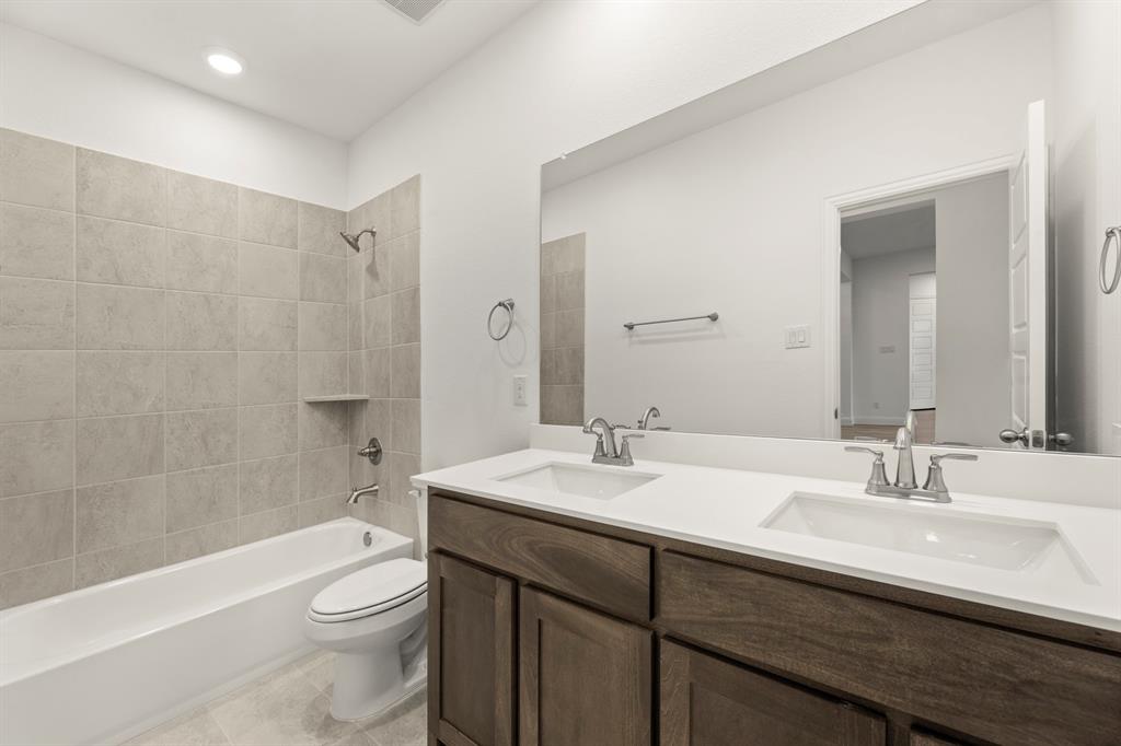 3013 Box Elder Road Royse City, TX 75189 - Photo 23 of 28 23. 3013 Box Elder - 3RD Bath