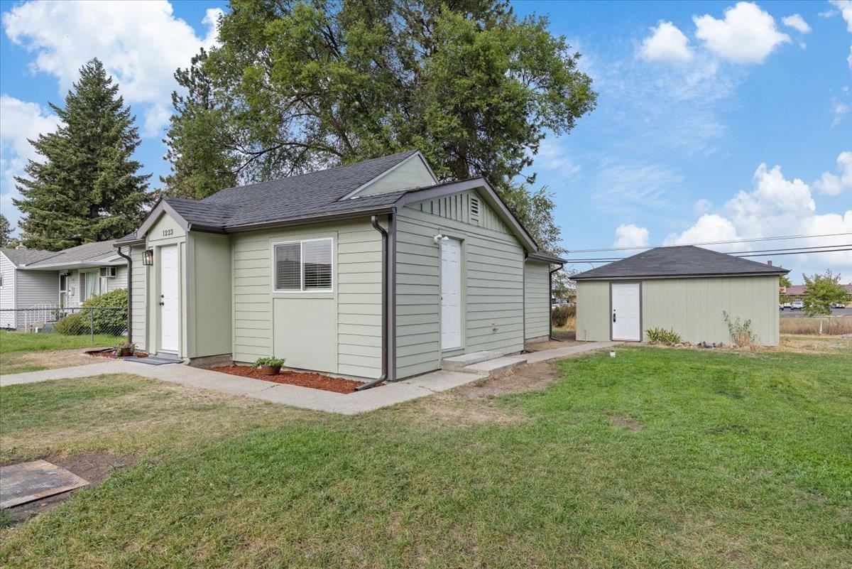 1223 East Decatur Avenue Spokane, WA 99208 - Photo 1 of 20 Gallery Image 1