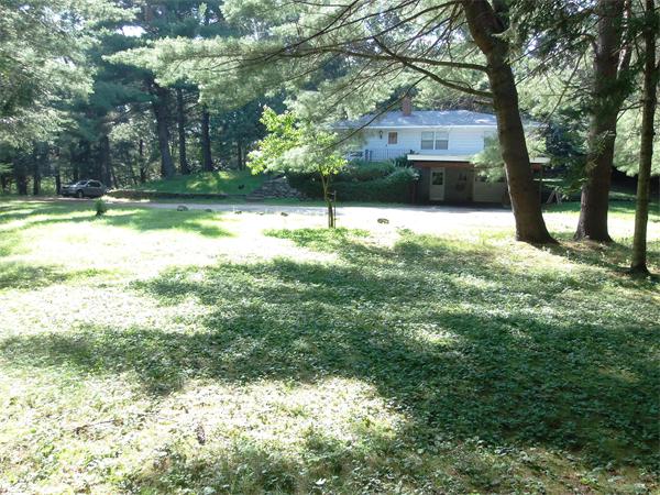7 Demond Avenue Ware, MA 01082 - Photo 3 of 14 Gallery Image 3
