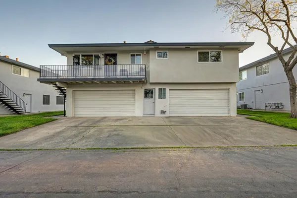$260,000 | 8951 El Mirador Drive, Unit 1, Elk Grove, CA 95624