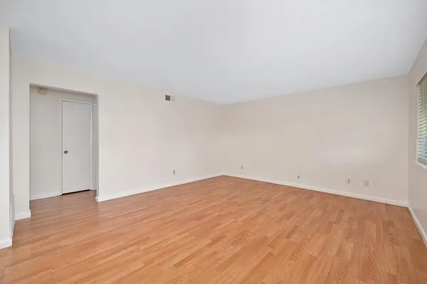 $260,000 | 8951 El Mirador Drive, Unit 1, Elk Grove, CA 95624