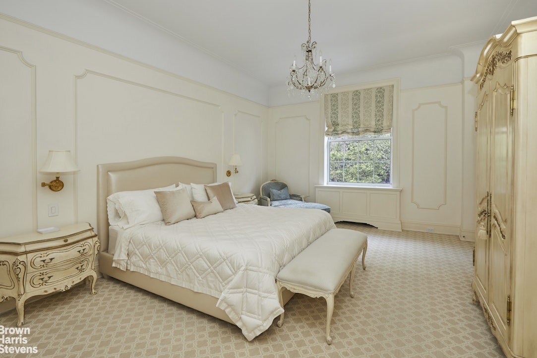 960 Park Avenue, Unit 2NDFLE Manhattan, NY 10028 - Photo 6 of 11