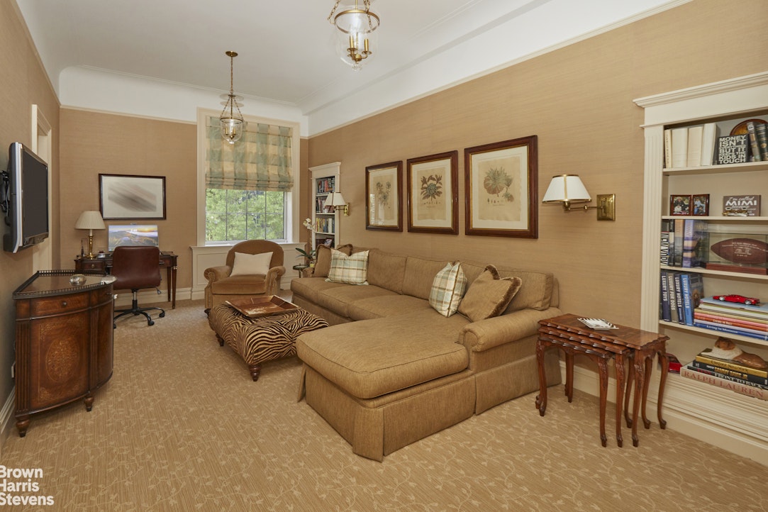 960 Park Avenue, Unit 2NDFLE Manhattan, NY 10028 - Photo 8 of 11