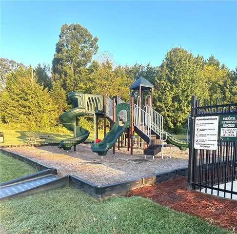 $244,900 | 156 Pinewood Lane, Unit 101, Advance, NC 27006