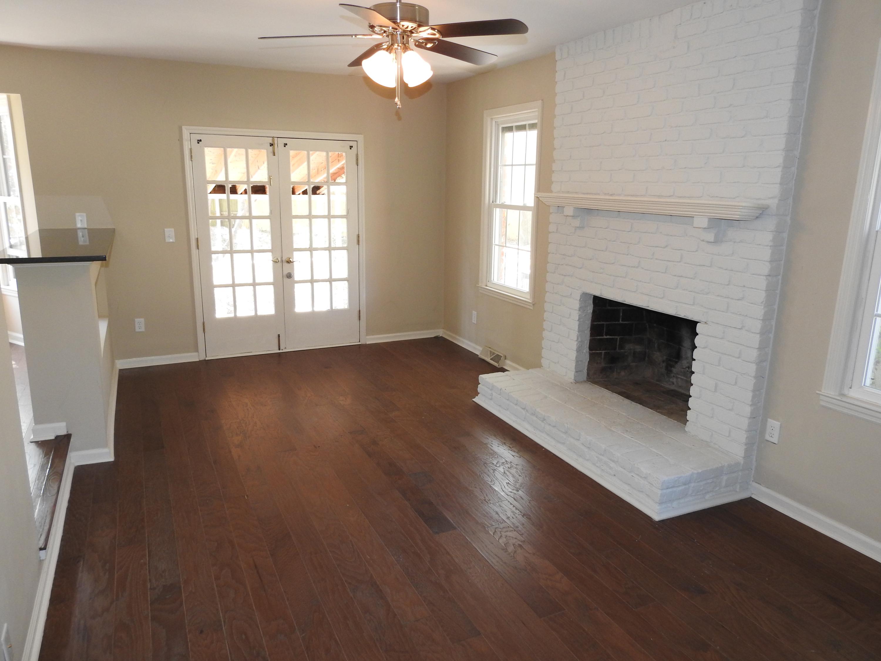 1121 Kilarney Road Mount Pleasant, SC 29464 - Photo 3 of 19 living room