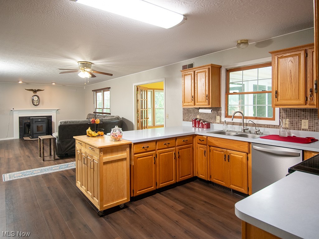 4958 Hayes Road Ravenna, OH 44266 - Photo 6 of 35 Gallery Image 6