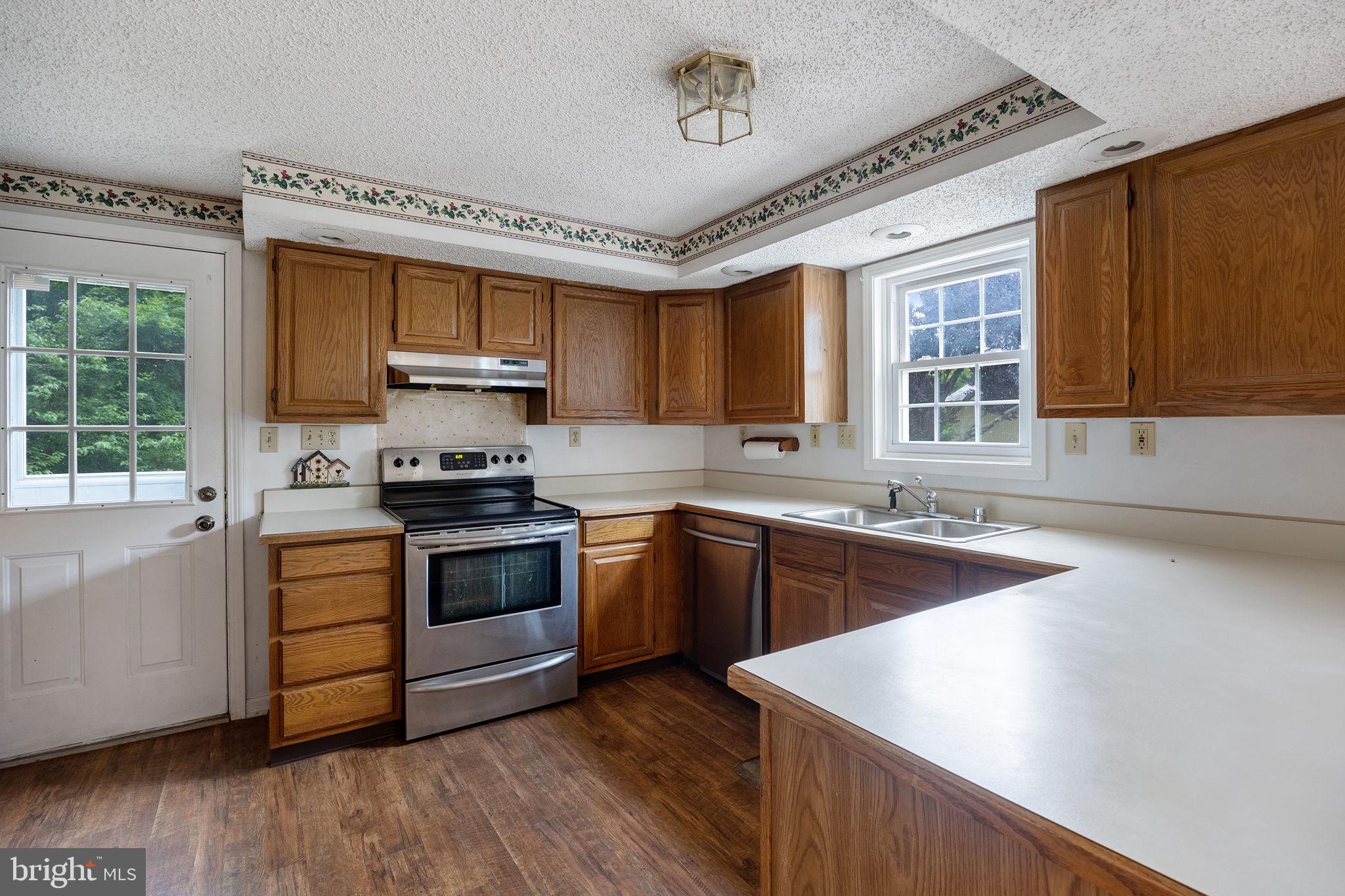 25 Pointers Auburn Road Swedesboro, NJ 08085 - Photo 3 of 29