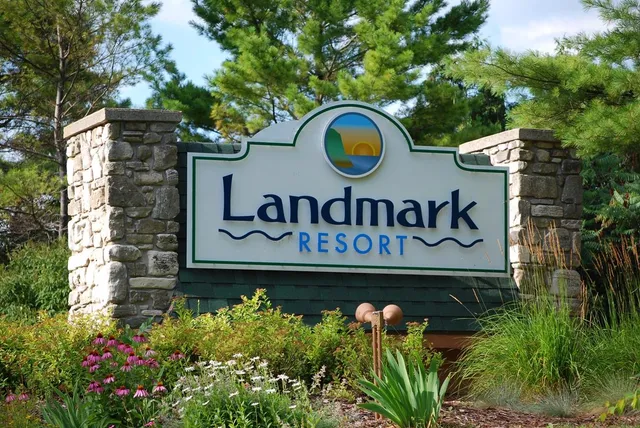 $148,000 | 4940 Landmark Circle, Unit 3204, Egg Harbor, WI 54209