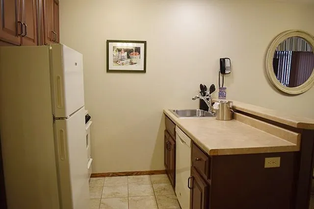 $148,000 | 4940 Landmark Circle, Unit 3204, Egg Harbor, WI 54209