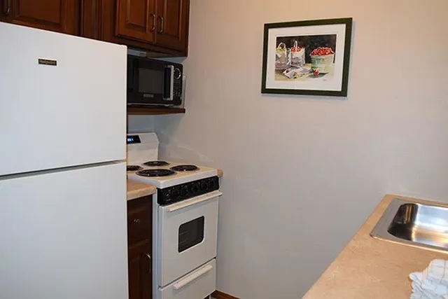 $148,000 | 4940 Landmark Circle, Unit 3204, Egg Harbor, WI 54209