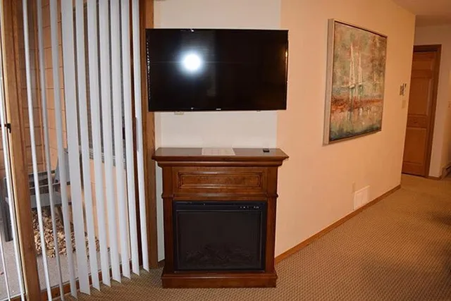 $148,000 | 4940 Landmark Circle, Unit 3204, Egg Harbor, WI 54209