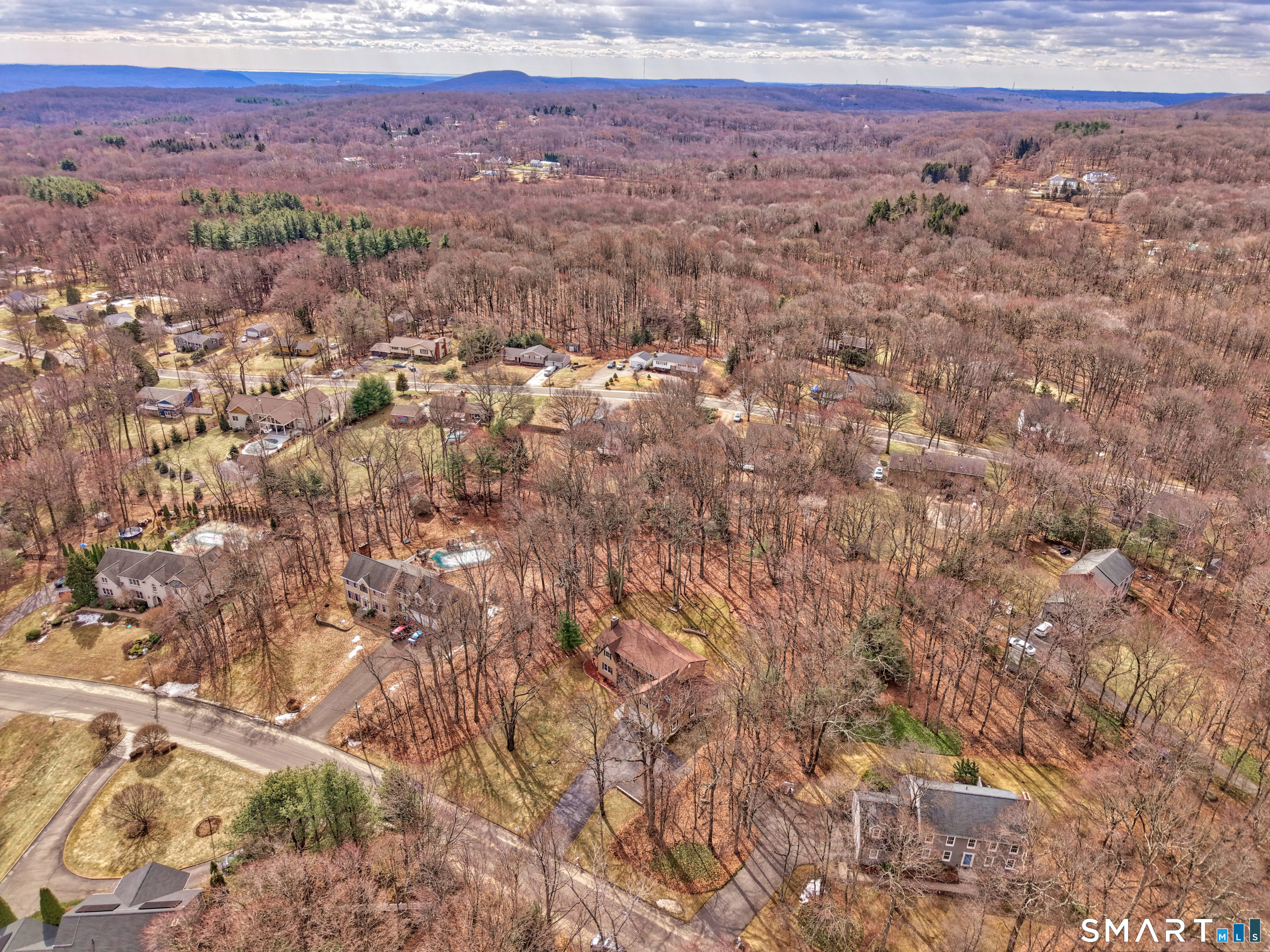 4 Alison Court Prospect, CT 06712 - Photo 2 of 39