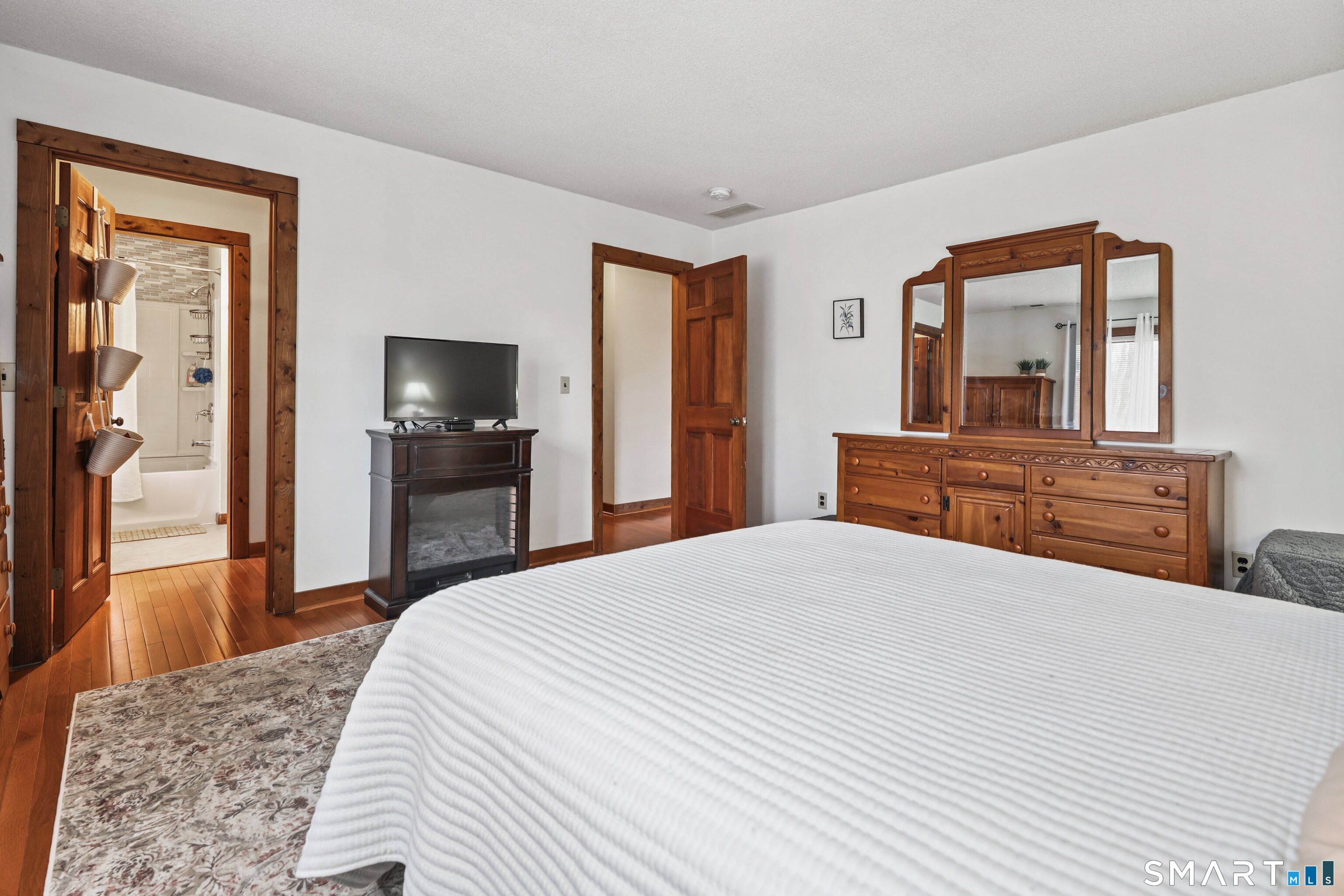 4 Alison Court Prospect, CT 06712 - Photo 28 of 39