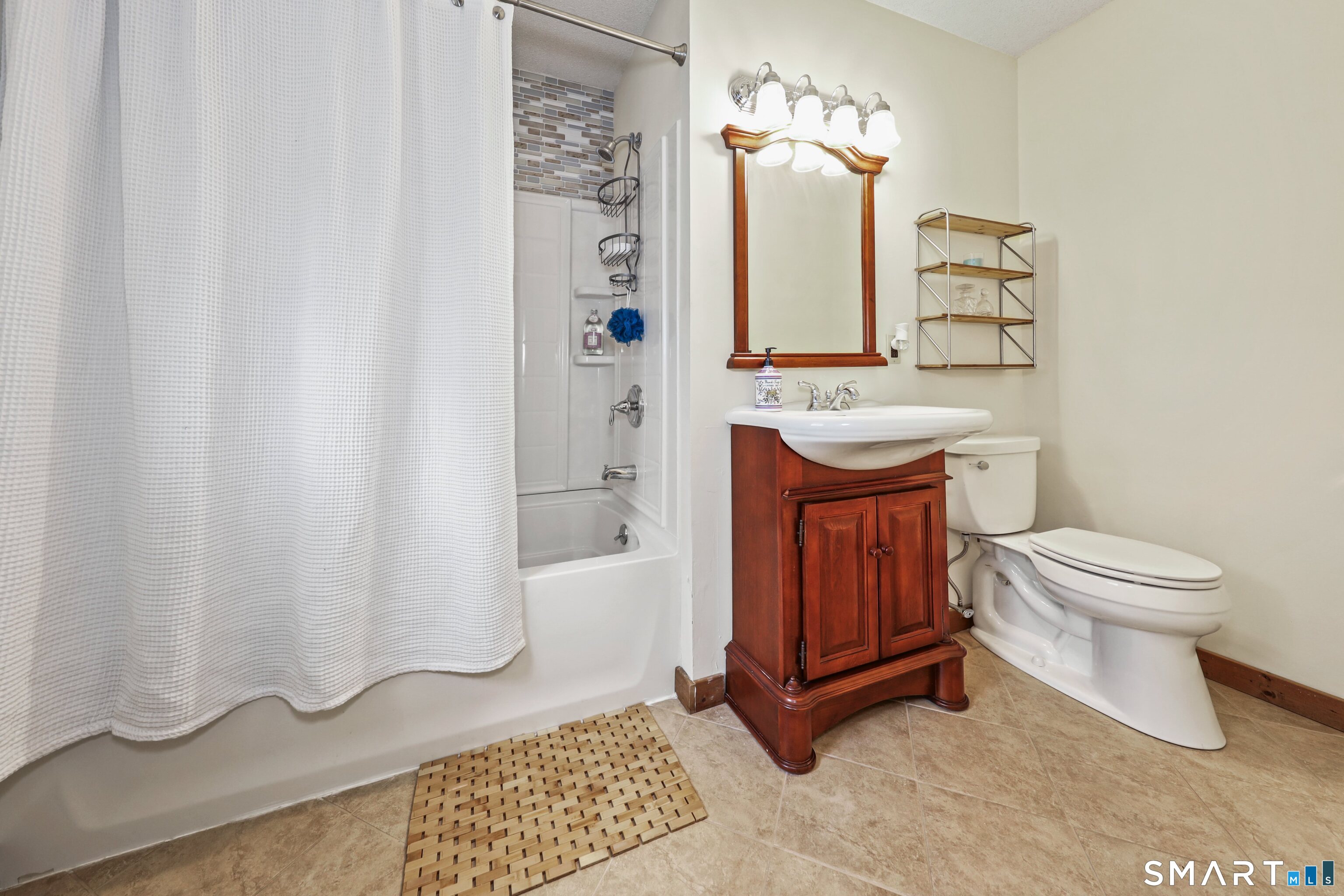 4 Alison Court Prospect, CT 06712 - Photo 30 of 39