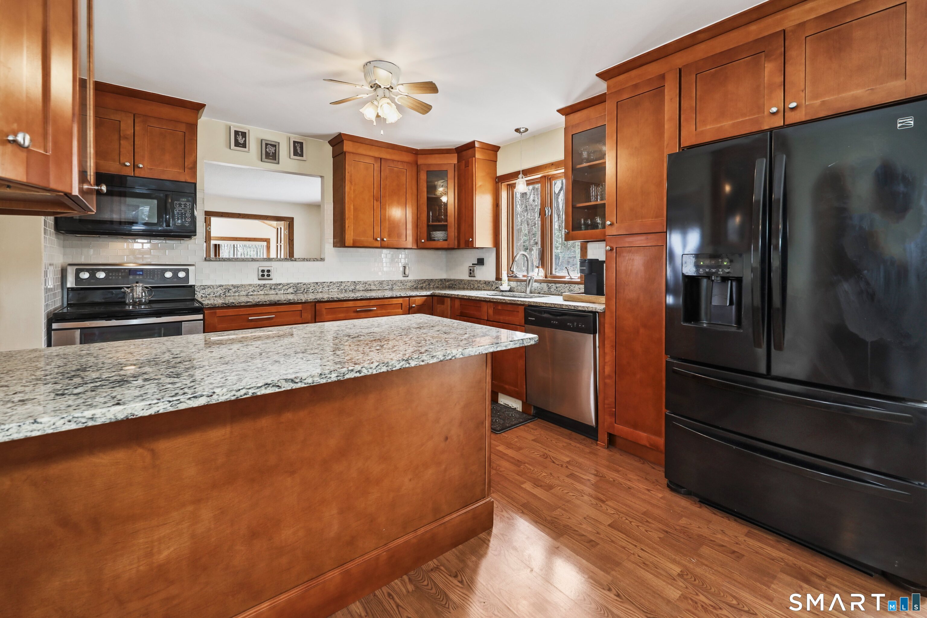 4 Alison Court Prospect, CT 06712 - Photo 9 of 39