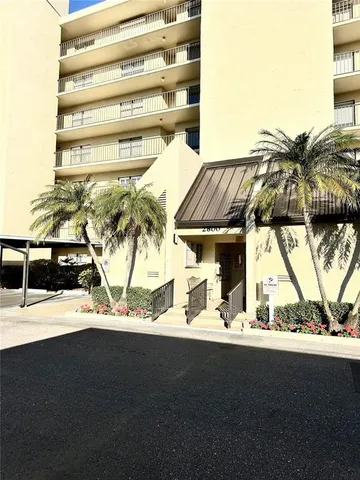 $1,700 | 2800 Cove Cay Drive, Unit 16B, Clearwater, FL 33760