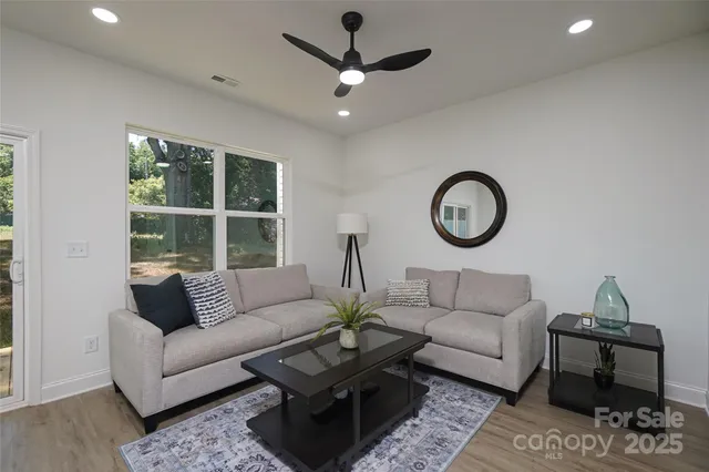 $649,800 | 3222 Sam Wilson Road, Charlotte, NC 28214