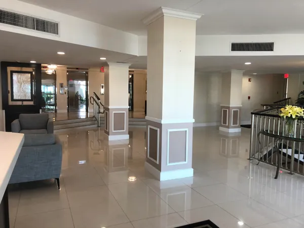 $2,400 | 333 Northeast 21st Avenue, Unit 522, Deerfield Beach, FL 33441