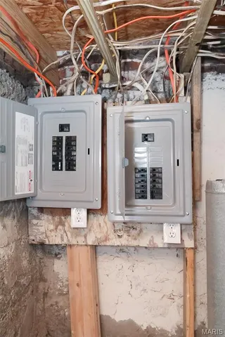 $199,900 | 1402 Granville Place, St. Louis, MO 63112