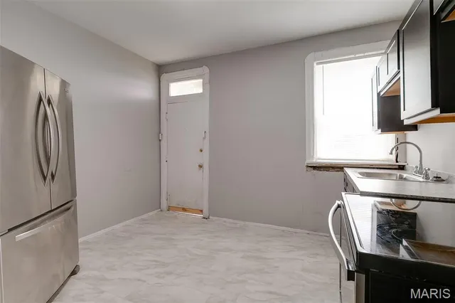 $199,900 | 1402 Granville Place, St. Louis, MO 63112